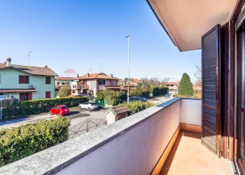 Balcone - Villa Via Grazia Deledda
 
24, Casaletto Lodigiano - foto 15