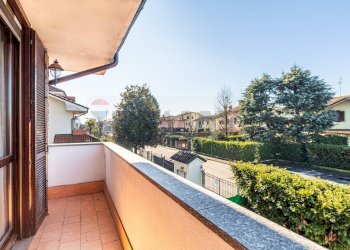 Balcone - Villa Via Grazia Deledda
 
24, Casaletto Lodigiano - foto 16