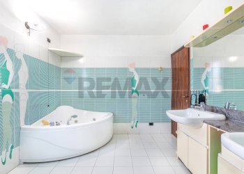 Bagno - Villa Via Grazia Deledda
 
24, Casaletto Lodigiano - foto 22
