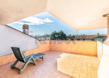 Terrazza - Villa Via Grazia Deledda
 
24, Casaletto Lodigiano - foto 28