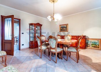 Sala da pranzo - Casa indipendente Str P V Marone
 
40, Marcaria - foto 1