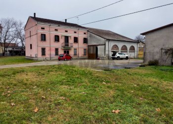 Casa all\'aperto - Casa indipendente Str P V Marone
 
40, Marcaria - foto 3