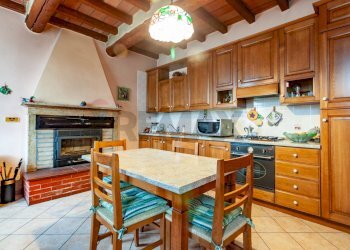 Cucina - Casa indipendente Str P V Marone
 
40, Marcaria - foto 7