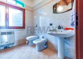 Bagno - Casa indipendente Str P V Marone
 
40, Marcaria - foto 11