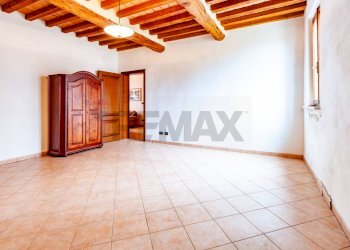 Stanza vuota - Casa indipendente Str P V Marone
 
40, Marcaria - foto 23