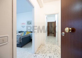 Hall / corridoio - Quadrilocale Via Nello Catellani
 
3, Guastalla - foto 2