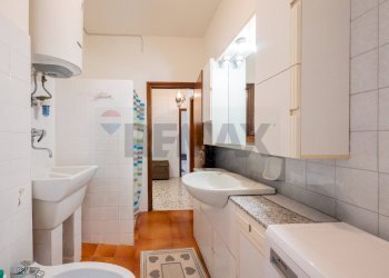 Bagno - Quadrilocale Via Nello Catellani
 
3, Guastalla - foto 15