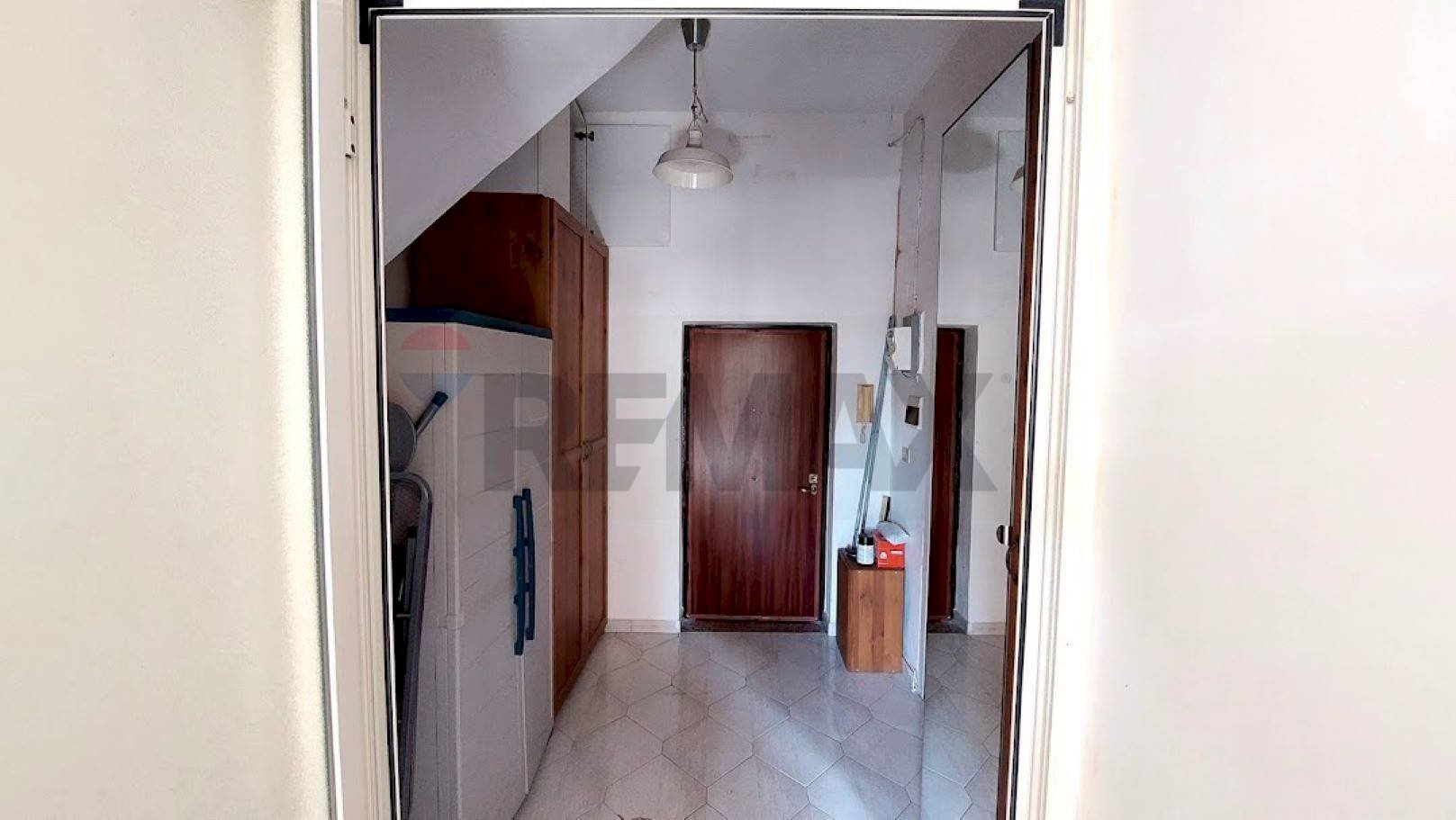 Hall / corridoio - Quadrilocale Vico Melofioccolo
 
15, Napoli - foto 3