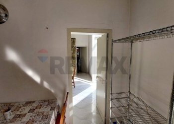 Hall / corridoio - Quadrilocale Vico Melofioccolo
 
15, Napoli - foto 13