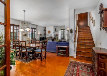 Sala da pranzo - Villa VIA DUE GIUGNO
 
6, Treviolo - photo 9