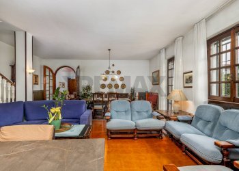 Sala da pranzo - Villa VIA DUE GIUGNO
 
6, Treviolo - photo 14