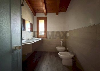 Bagno - Terraced Villa Via Bugano
 
91, Longare - photo 26