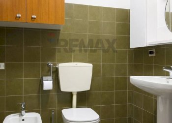 Bagno - Quadrilocale Via Monte San Gabriele
 
42, Novara - foto 14