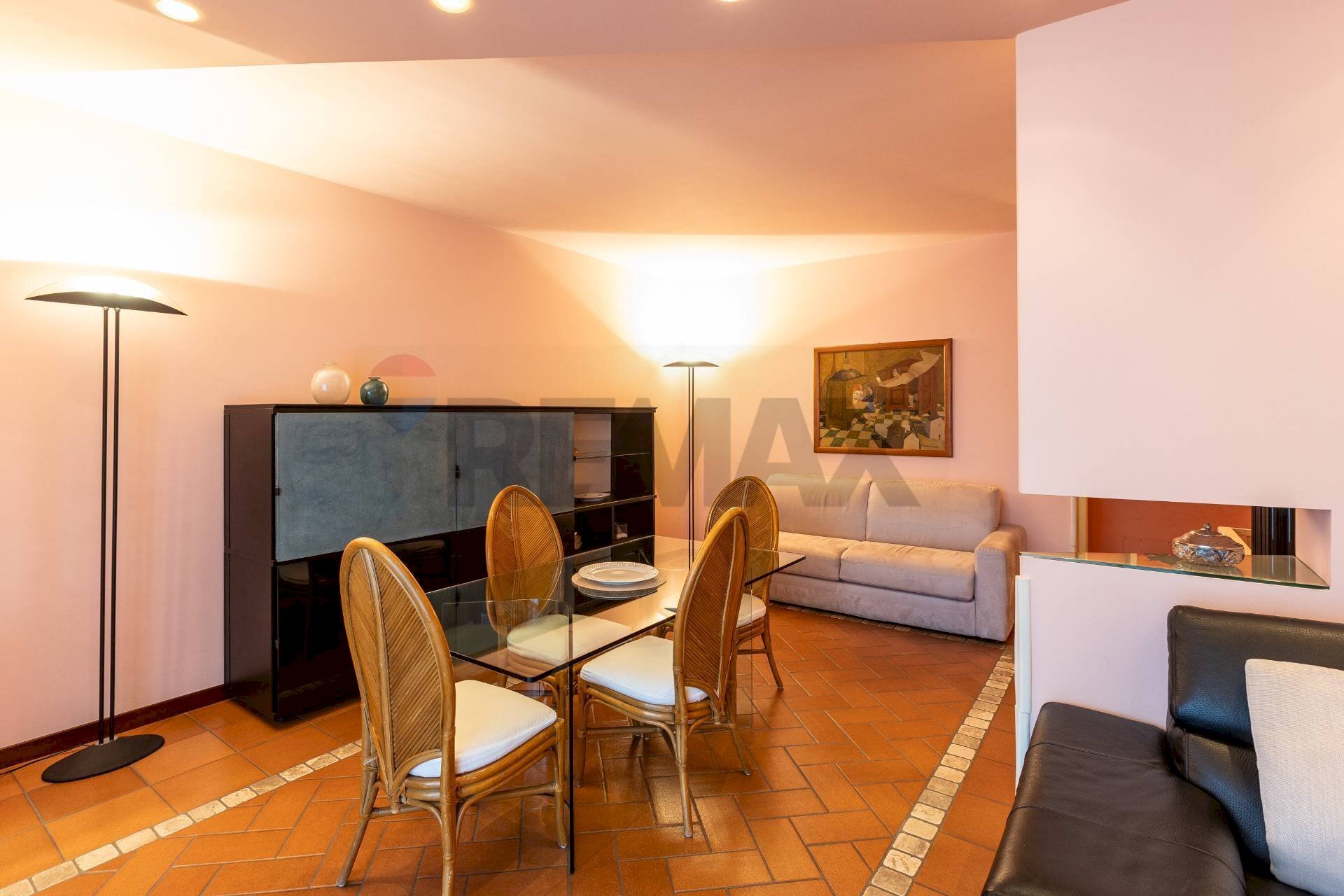 Sala da pranzo - Villa a Schiera Via Vittime Della Pertite
 
17, Piacenza - foto 2