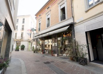 Edificio all\'aperto - Stabile - Palazzo Piazza della libertà
 
6, Salsomaggiore Terme - foto 25