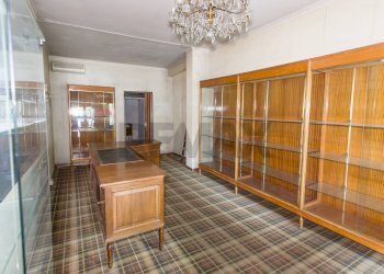 Sala da pranzo - Shop Viale G.D. Romagnosi
 
5/A, Salsomaggiore Terme - photo 7