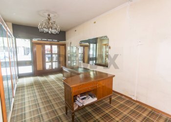 Hall / corridoio - Shop Viale G.D. Romagnosi
 
5/A, Salsomaggiore Terme - photo 12