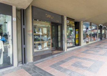 Terrazza - Shop Viale G.D. Romagnosi
 
5/A, Salsomaggiore Terme - photo 31