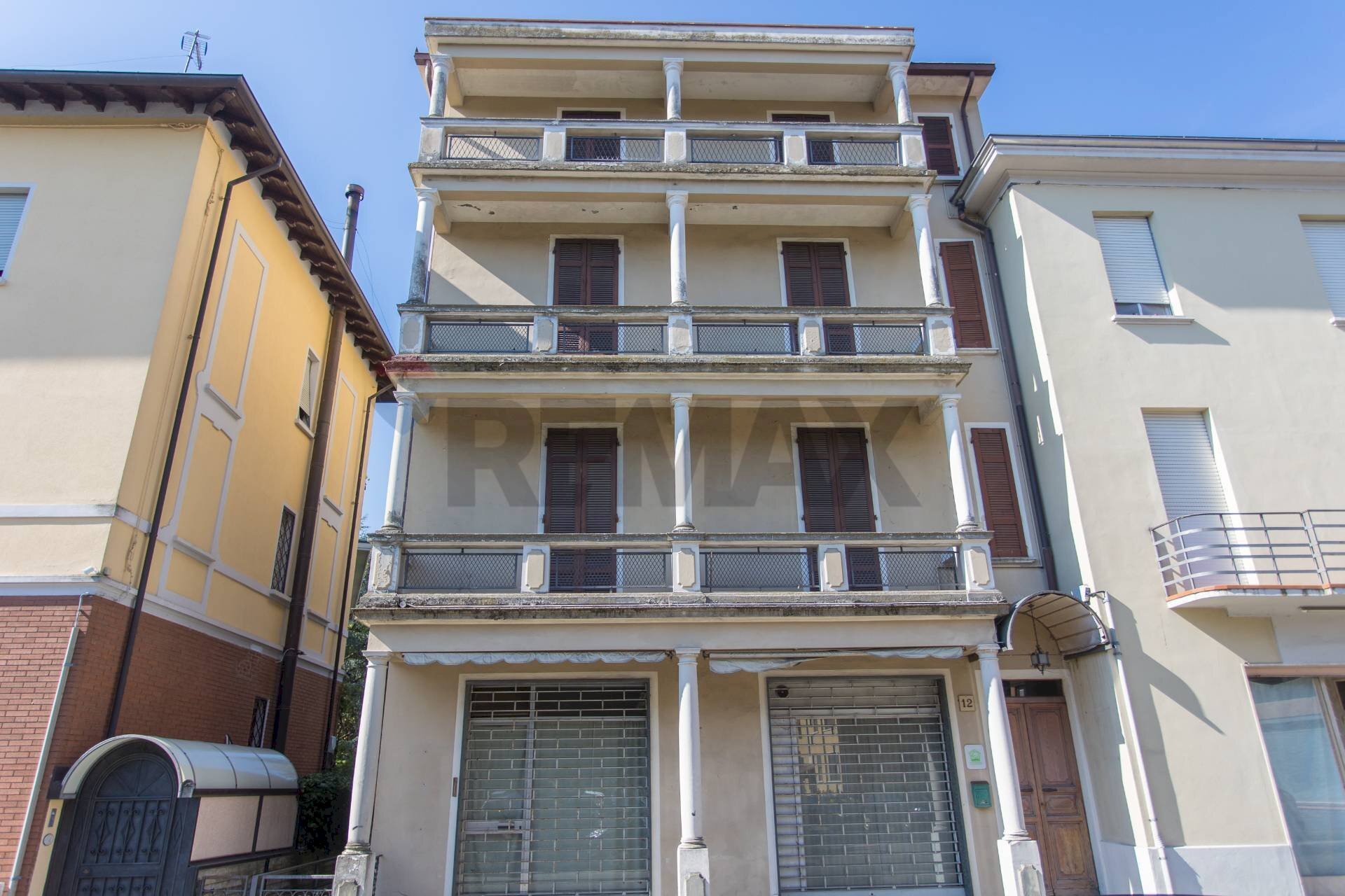 Edificio all\'aperto - Stabile - Palazzo Via G. Puccini
 
12, Salsomaggiore Terme - foto 3