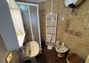 bagno - Bilocale Via Ceresole
 
40, Frabosa Sottana - foto 8