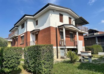 Foto 1 - Casa semi indipendente Via San Giovanni Bosco
 
2, Caselle Torinese - foto 1