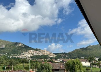 Vista delle montagne - Casa semi indipendente Via Centimolo
 
snc, Pietravairano - foto 36