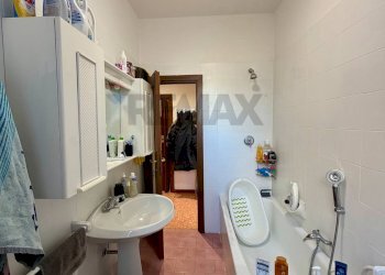 Bagno - Bilocale via gramsci
 
11, San Giuliano Milanese - foto 10