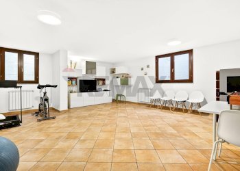 Soggiorno - Casa semi indipendente Via Perego
 
33 D, Sumirago - foto 19