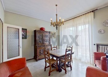 Sala da pranzo - Casa indipendente VIA MONTELLO
 
21, Sesto Calende - foto 11