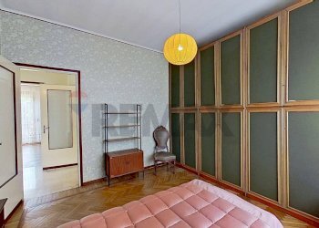 Camera / camera da letto - Casa indipendente VIA MONTELLO
 
21, Sesto Calende - foto 25