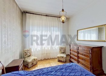 Camera / camera da letto - Casa indipendente VIA MONTELLO
 
21, Sesto Calende - foto 27