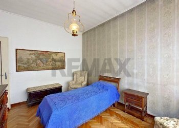 Camera / camera da letto - Casa indipendente VIA MONTELLO
 
21, Sesto Calende - foto 29