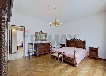 Camera / camera da letto - Casa indipendente VIA MONTELLO
 
21, Sesto Calende - foto 35