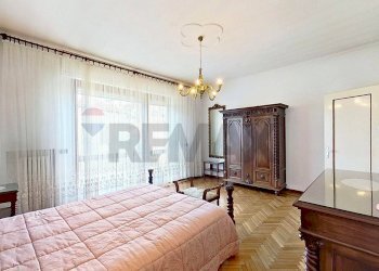 Camera / camera da letto - Casa indipendente VIA MONTELLO
 
21, Sesto Calende - foto 37