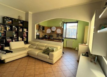 Foto 3 - Three-room apartment via San Giorgio
 
21, Chieve - photo 3