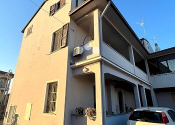 Foto 30 - Three-room apartment via San Giorgio
 
21, Chieve - photo 30