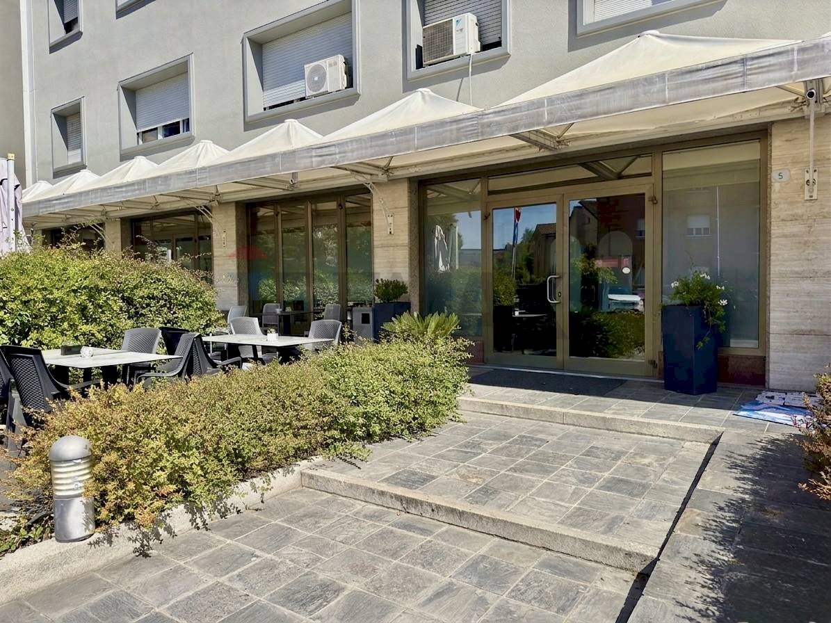 Terrazza - Commercial Premises Via Colugna
5, Udine - photo 3