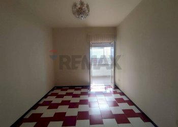 Stanza vuota - Trilocale Via Guantai Ad Orsolone, Napoli - foto 7