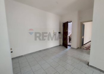 Stanza vuota - Trilocale Via Guantai Ad Orsolone, Napoli - foto 14