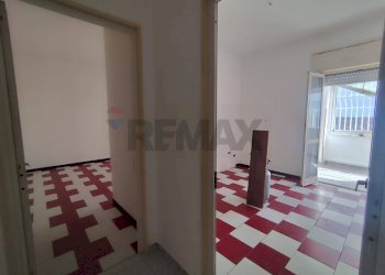 Hall / corridoio - Trilocale Via Guantai Ad Orsolone, Napoli - foto 15