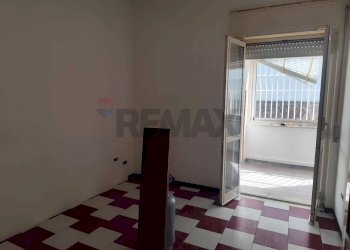 Stanza vuota - Trilocale Via Guantai Ad Orsolone, Napoli - foto 18