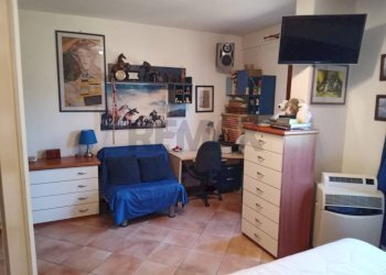 Camera / camera da letto - Villa Via Portaturo
 
snc, Fondi - foto 23