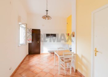 Sala da pranzo - Bilocale via biagio conte
 
94, Palermo - foto 5