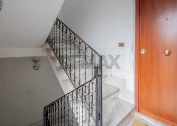 Scale - Bilocale via biagio conte
 
94, Palermo - foto 16