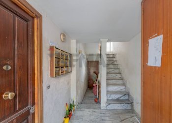 Scale - Bilocale via biagio conte
 
94, Palermo - foto 17