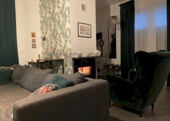 Soggiorno - Casa indipendente località Tedeschi
 
127, Leini - foto 6