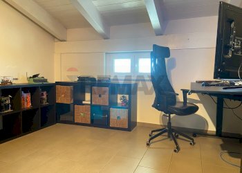 Ufficio - Casa indipendente località Tedeschi
 
127, Leini - foto 19