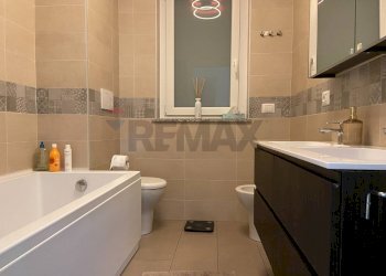 Bagno - Casa indipendente località Tedeschi
 
127, Leini - foto 22