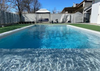 Piscina - Casa indipendente località Tedeschi
 
127, Leini - foto 25