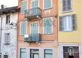 Edificio all\'aperto - Appartamento Via Roma
 
47, Pella - foto 1